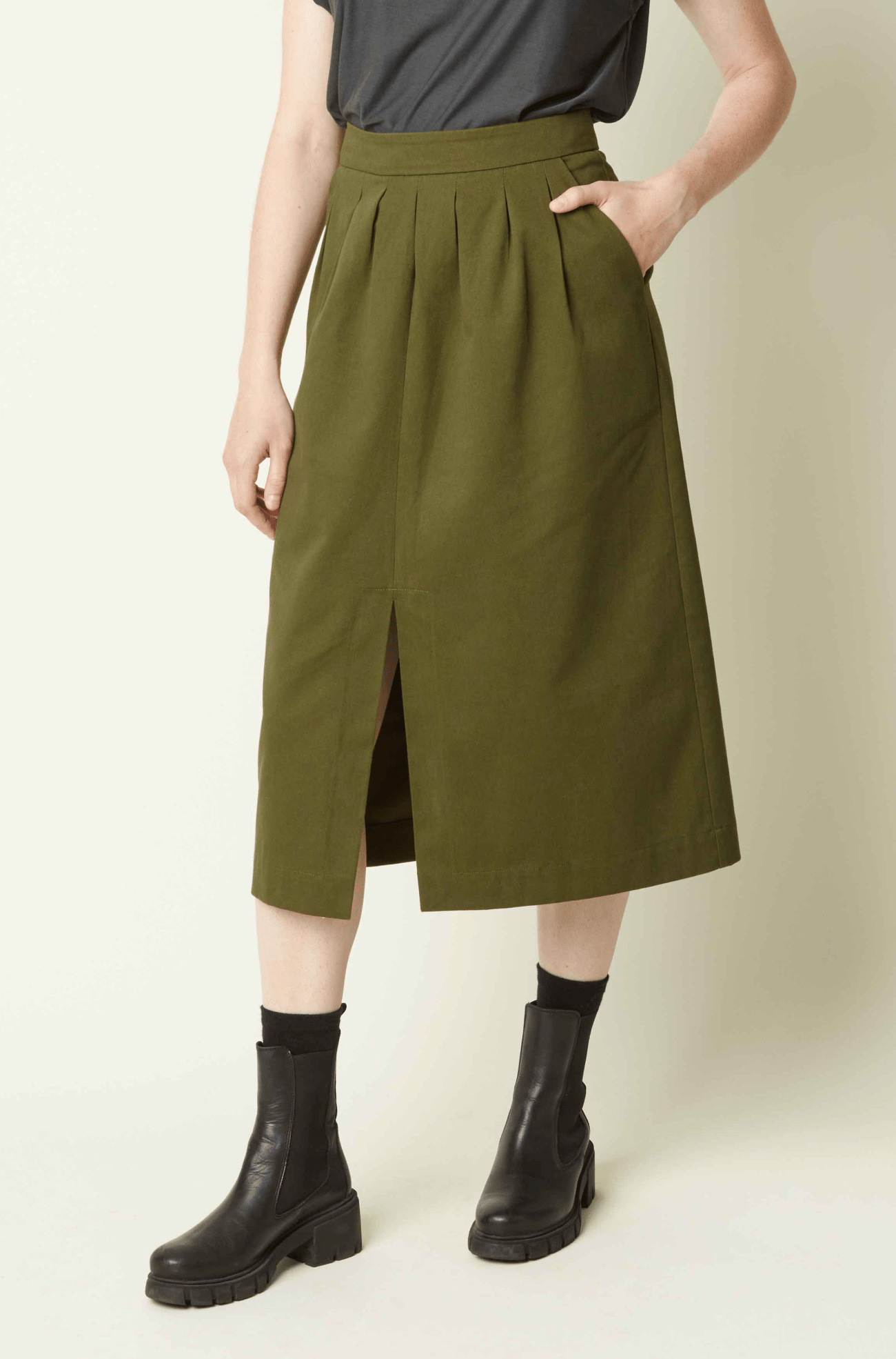 Atelier Brunette - The Forbidden Skirt